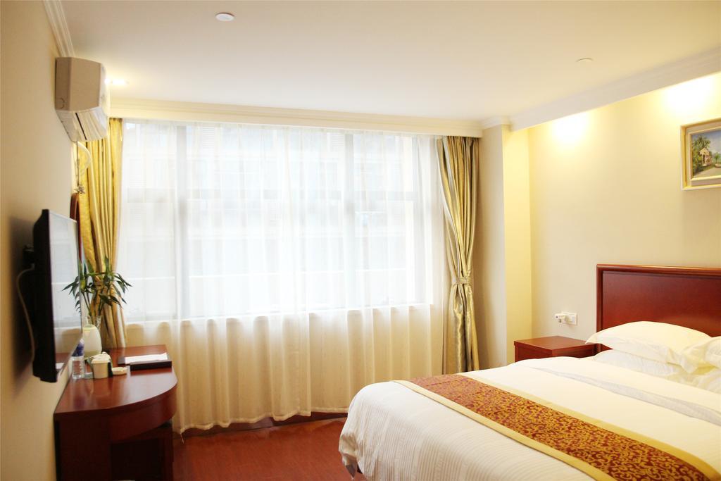 Greentree Inn Hainan Haikou Hainan College Of Vocation And Technique Jinniu Road Business Hotel Bagian luar foto